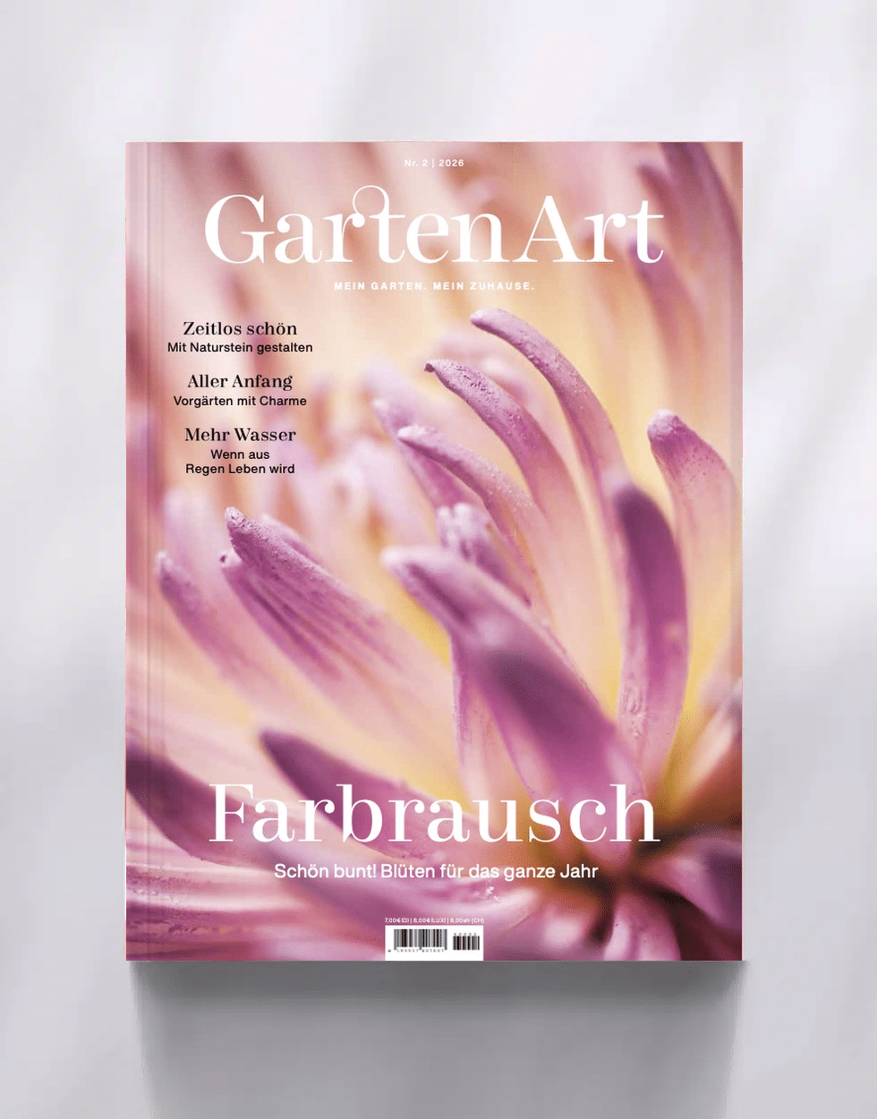 GartenArt_Mockup_Nr2_2026 Cover des GartenArt Magazins mit einer Hand und Pflanzenmotiven in verschiedenen Farben.